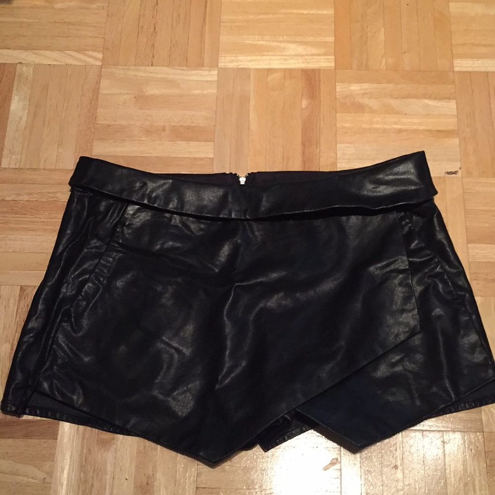 Black leather skort from Aritzia